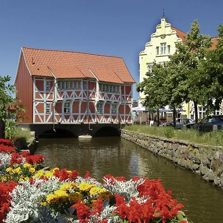 Daire Beautiful In Hohenkirchen Near Sea *