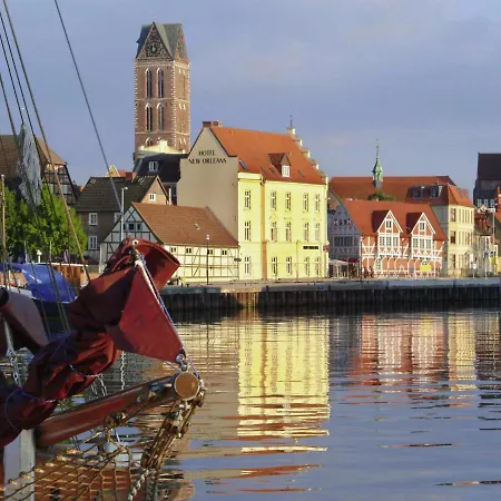 Daire Beautiful In Hohenkirchen Near Sea *