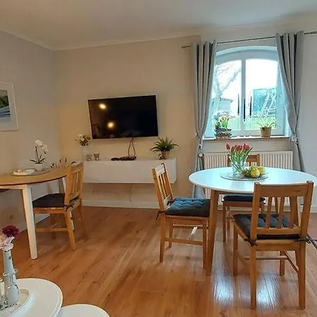 Apartment With Terrace Near The Baltic Sea Wahrstorf (Nordwestmecklenburg)